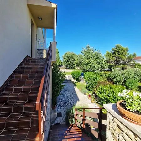 Apartman Mare-Peroj Vodnjan Exterior photo